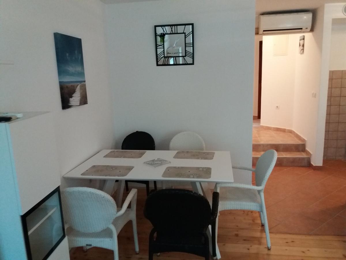Apartman Marina Krvavica Exterior foto