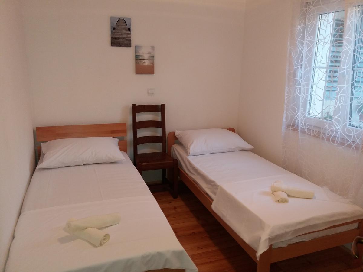 Apartman Marina Krvavica Exterior foto